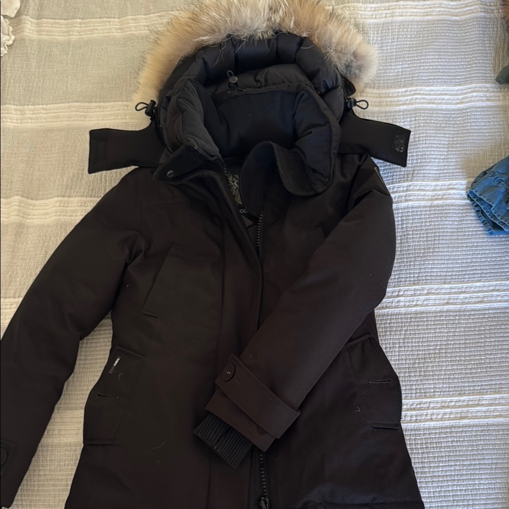 Women's Black Fur-Trimmed ski coat